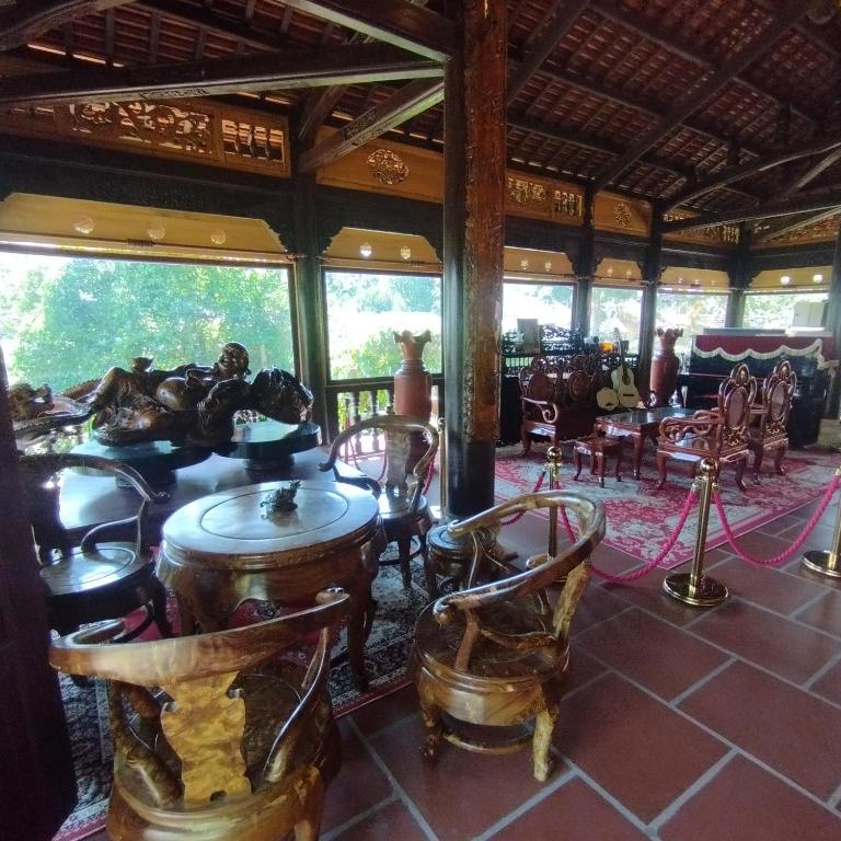 Restaurace v ubytování Brown House Resort