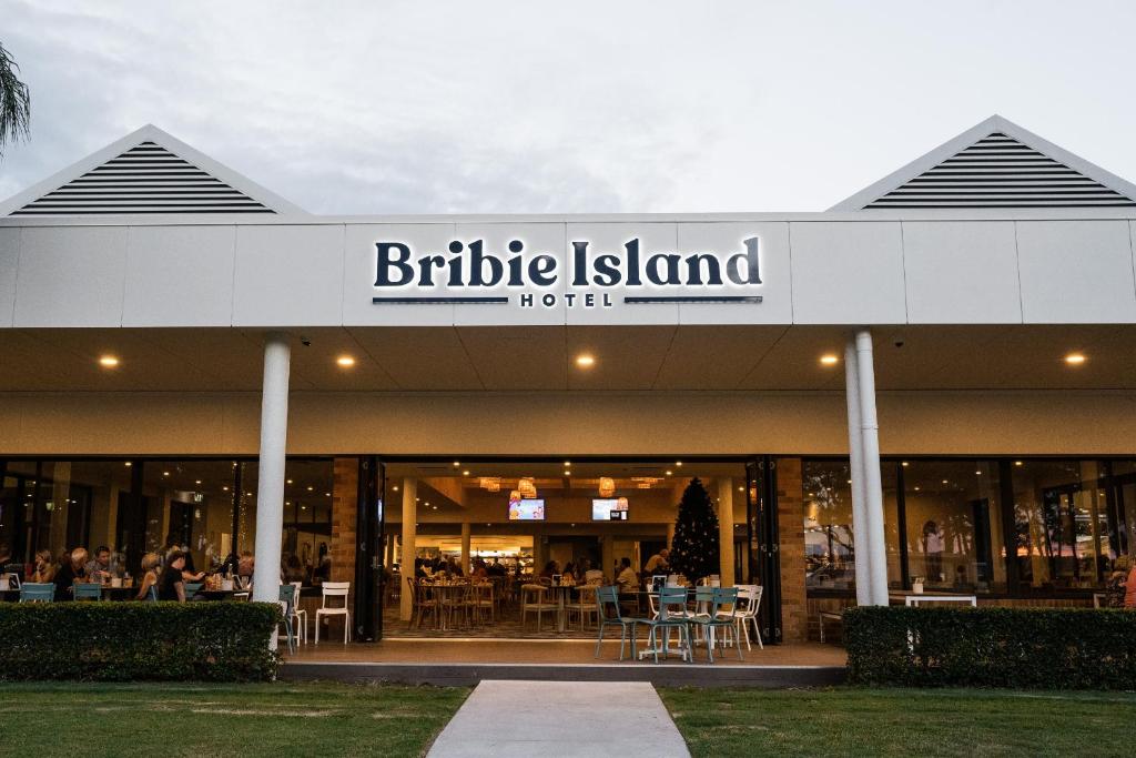 Bribie Island Hotel, Bellara (updated prices 2025)