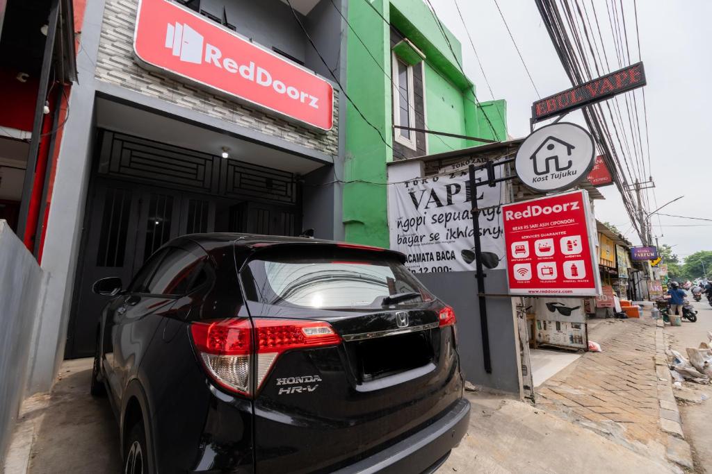 Certifikát, hodnocení, plakát nebo jiný dokument vystavený v ubytování RedDoorz near RS Sari Asih Cipondoh