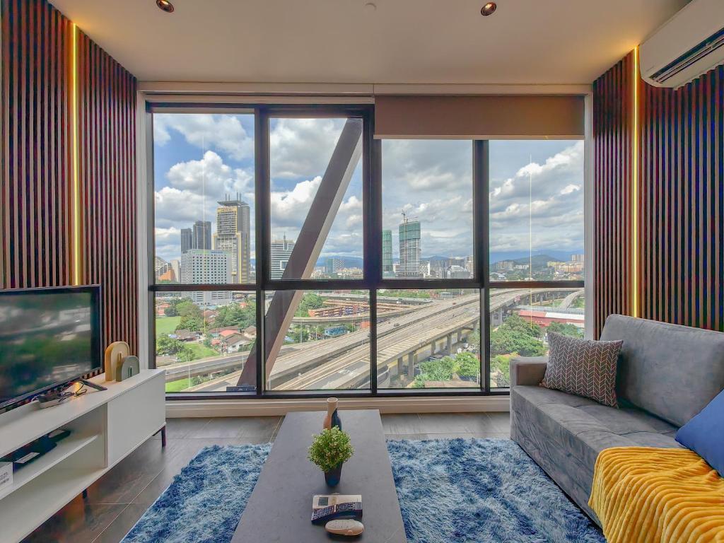 Scarletz Suites by Stevvy KL Home Stay - One-Bedroom Apartment