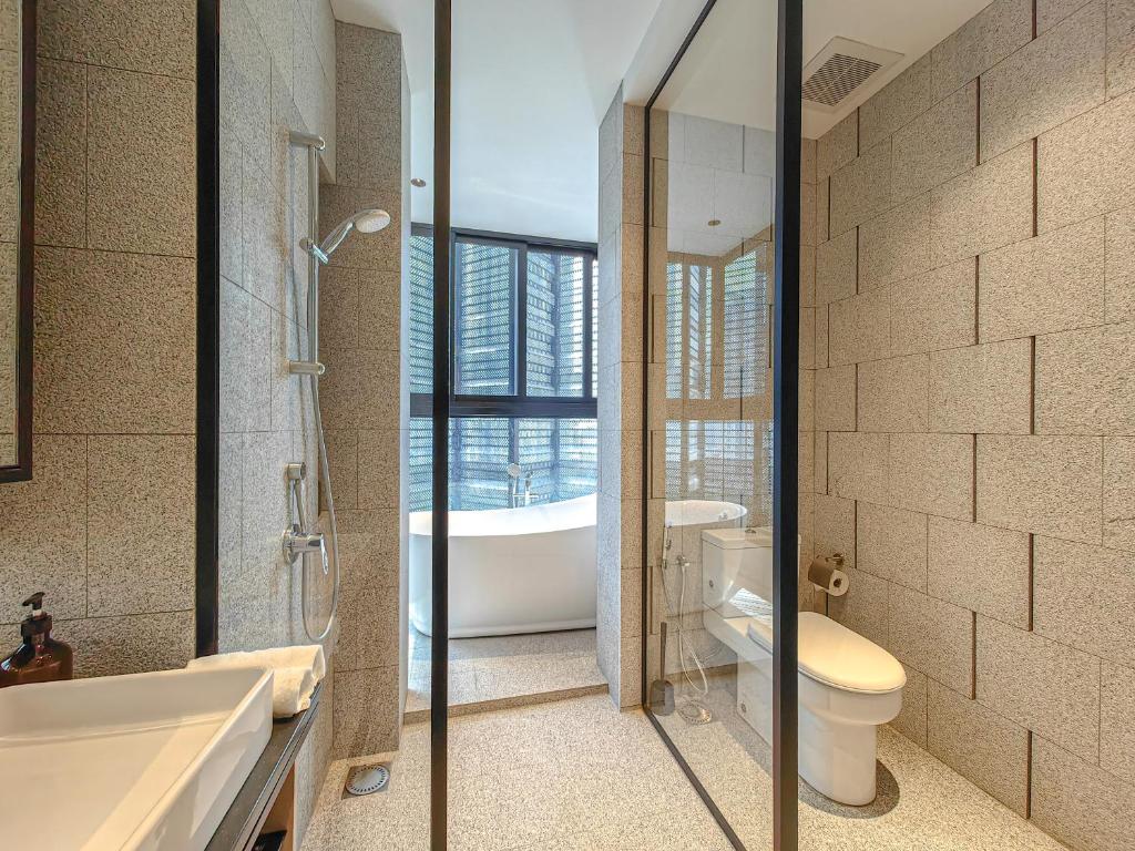 Scarletz Suites by Stevvy KL Home Stay - Deluxe Suite With Spa Bath