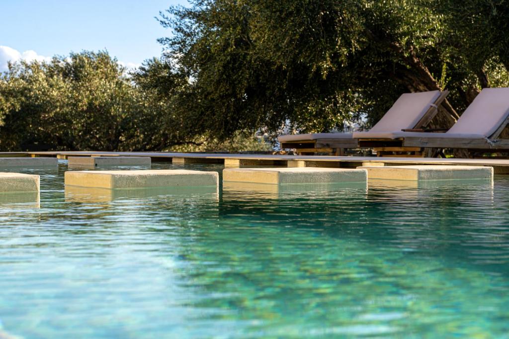 Bazén v ubytování Meliti Hotel (Adults Only) nebo v jeho okolí