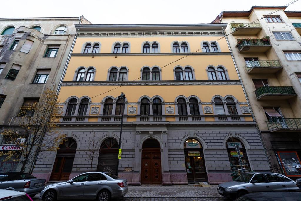 Budova, v ktorej sa apartmán nachádza