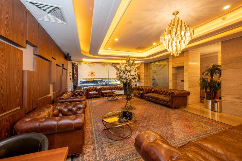 Posezení v ubytování Ramada By Wyndham Istanbul Pera Taksim