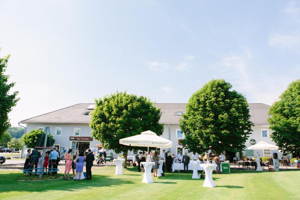 Metzenhof – Photos 1