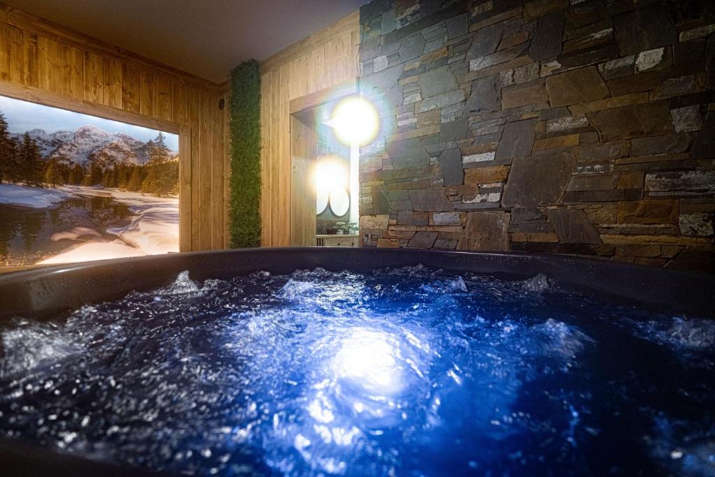 Dworek nad Jałowcami z Jacuzzi - 17