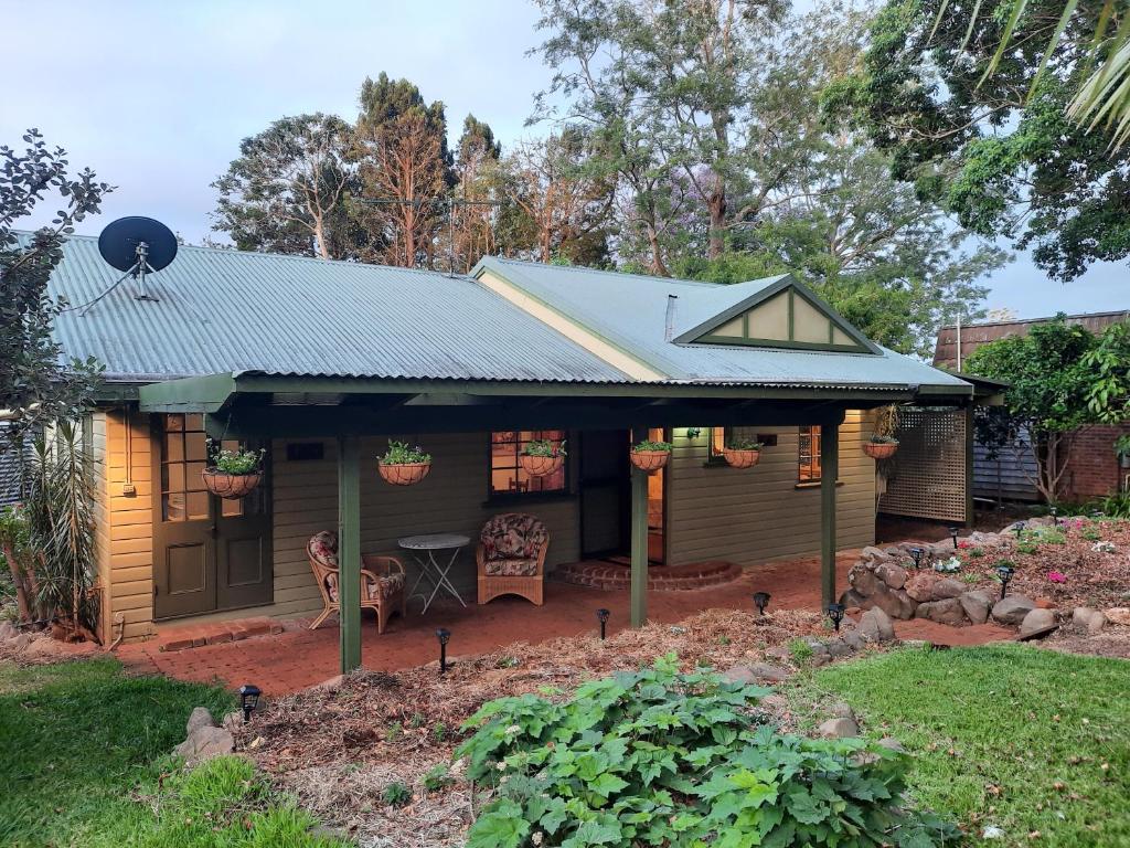 Mulberry Cottage, Mount Tamborine (updated prices 2024)