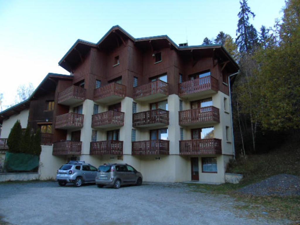 Budova, v ktorej sa apartmán nachádza