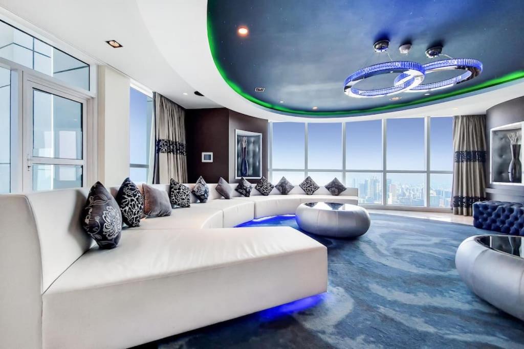 23 Marina, Dubai Marina - Vacationer