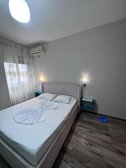 Cozy Small 1Bdr Apartment - Image 7