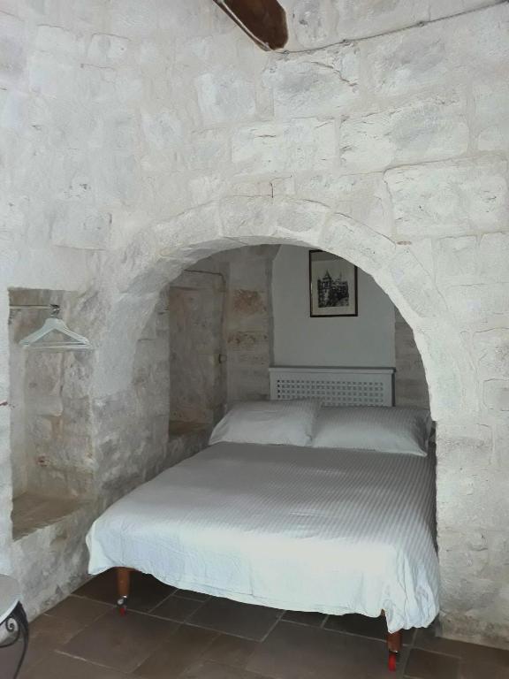 Fontana Vecchia B&B - Trullo Con Alcoba