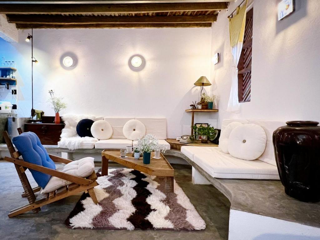 2 Bedrooms Artist House - The 2Nd Home, Da Lat – Updated 2023 Prices