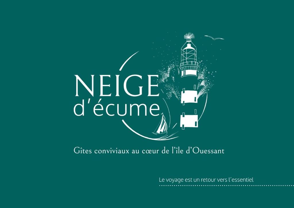 a label for a lighthouse with a boat and text niece ofoutine at Gîtes Neige d'écume in Ouessant