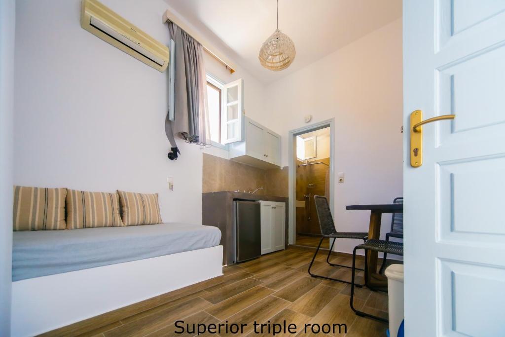 Postel nebo postele na pokoji v ubytování St. Paul's Bay View Suites