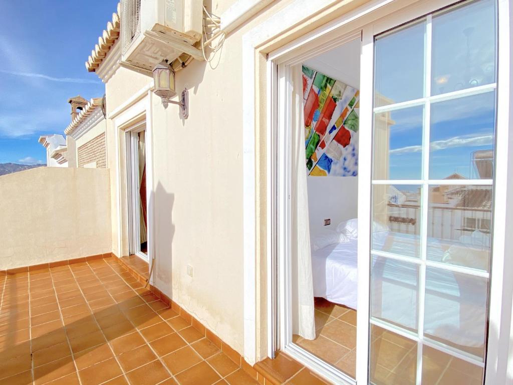 Balkón nebo terasa v ubytování Villa Mirto Private Pool Casasol