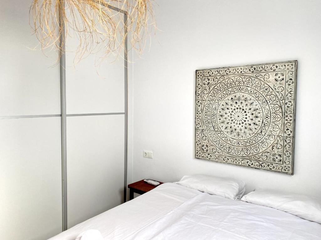 Postel nebo postele na pokoji v ubytování Villa Mirto Private Pool Casasol