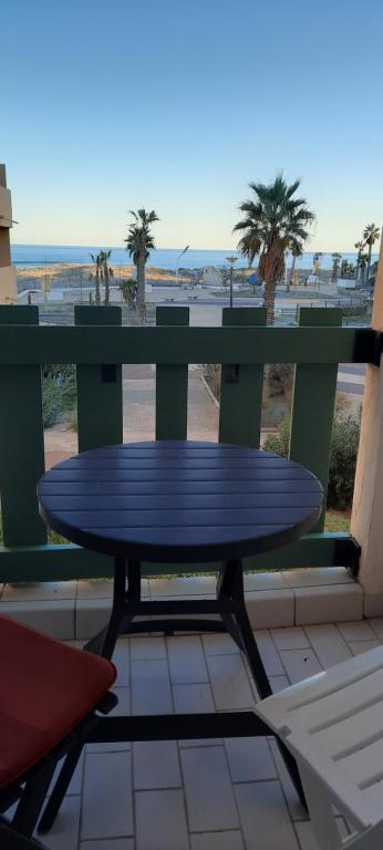 Balkón alebo terasa v ubytovaní LE BARCARES 50M PLAGE