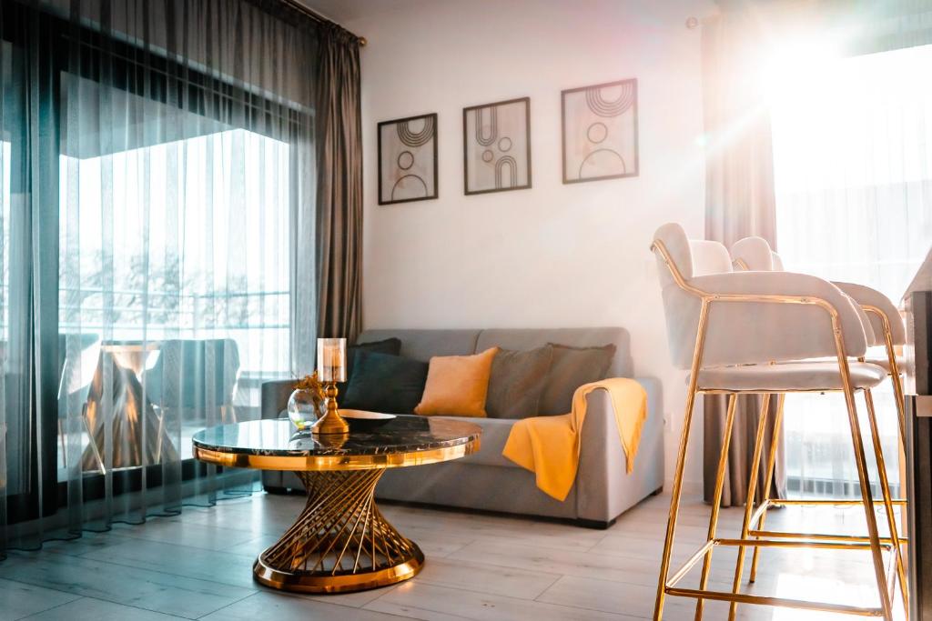 Luxury Family Apartment with Private Parking and Forest View, Timişoara ... - Luxury Apartment Rentals With Private Secured Parking