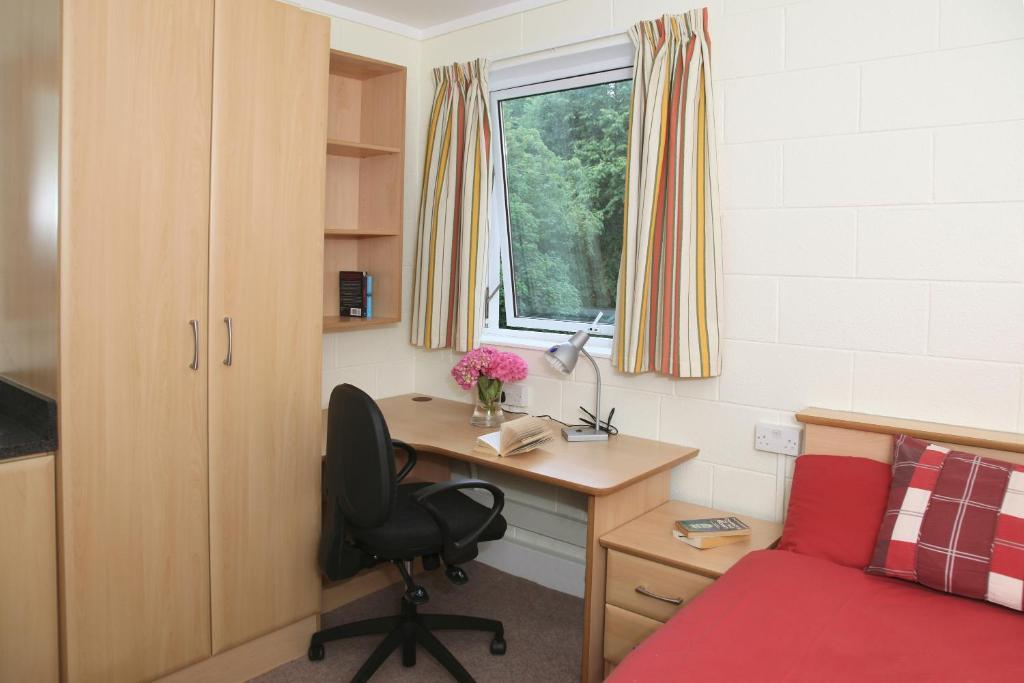 Castlewhite Apartments - UCC Summer Beds
