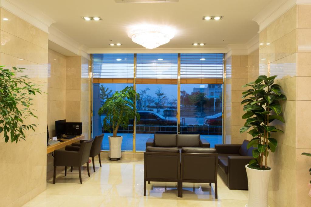 Posezení v ubytování Fontana Beach Hotel