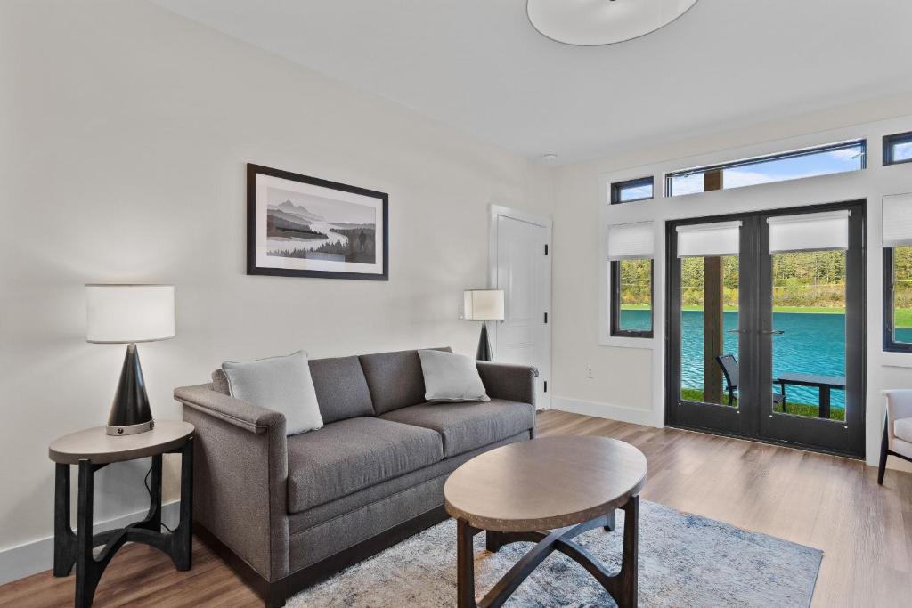 Owl's Nest Resort - Two-Bedroom Townhouse
