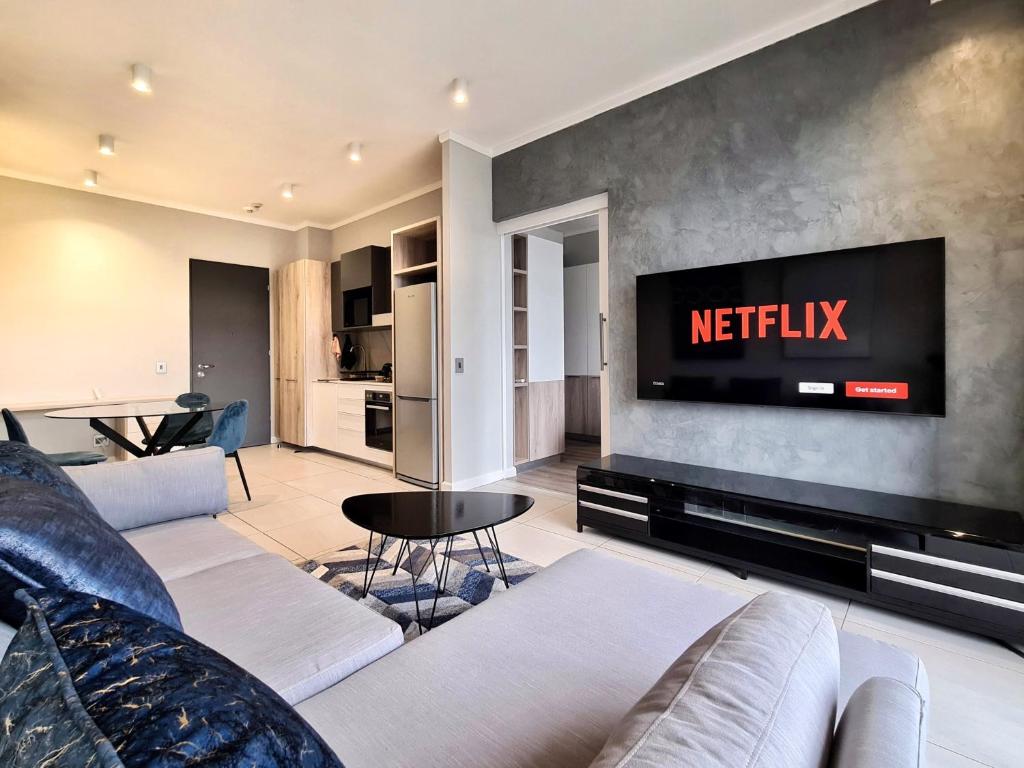 11 Floors in the Sky Luxurious 1 Bedroom, Pretoria Updated 2024 Prices