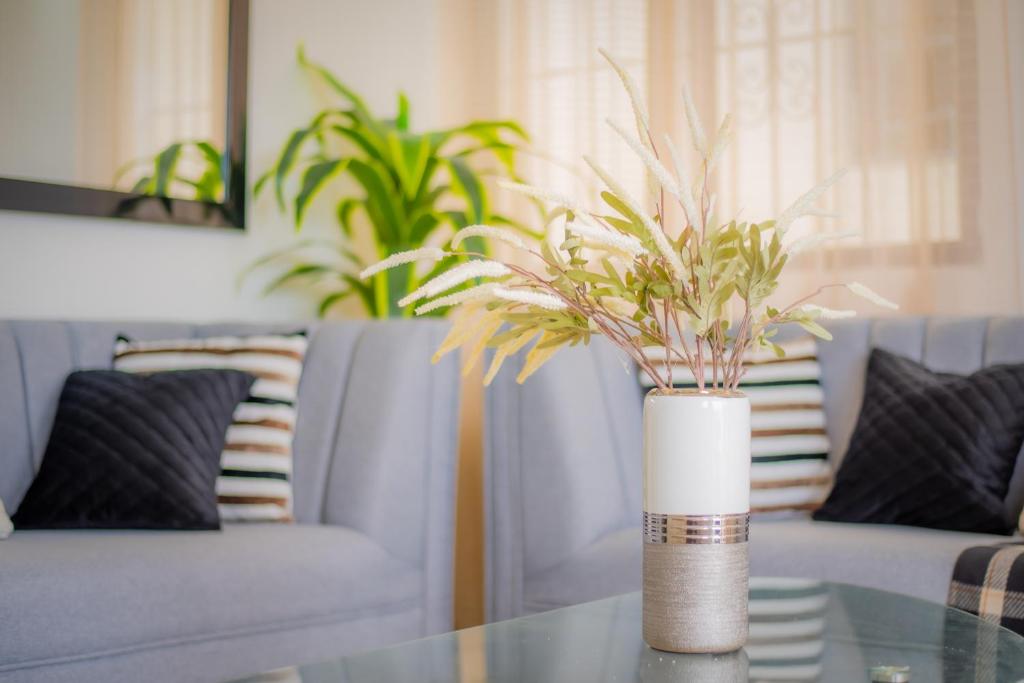 Posezení v ubytování Luxury, cozy apartment Alma Rosa /15 min airport