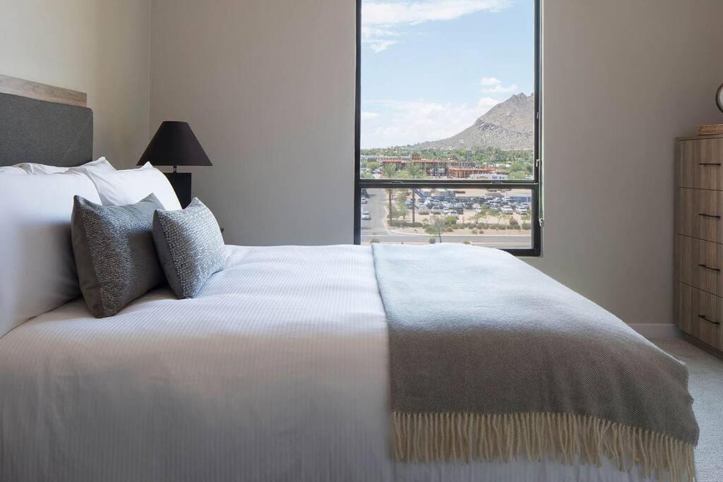Always Sunny in Scottsdale - Housity