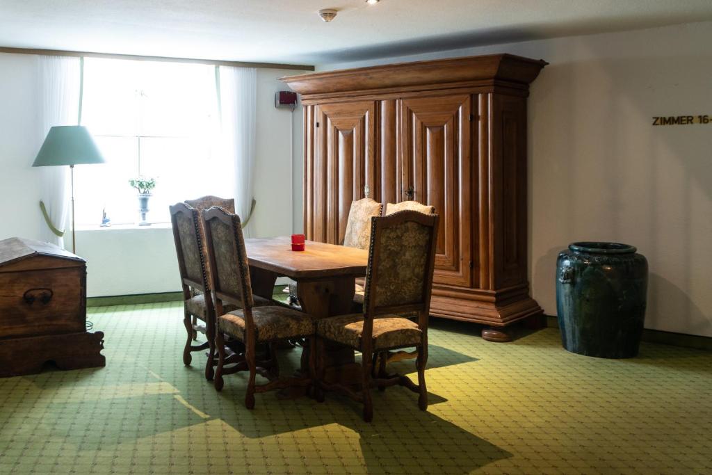 Posezení v ubytování Hotel Gasthof Stift