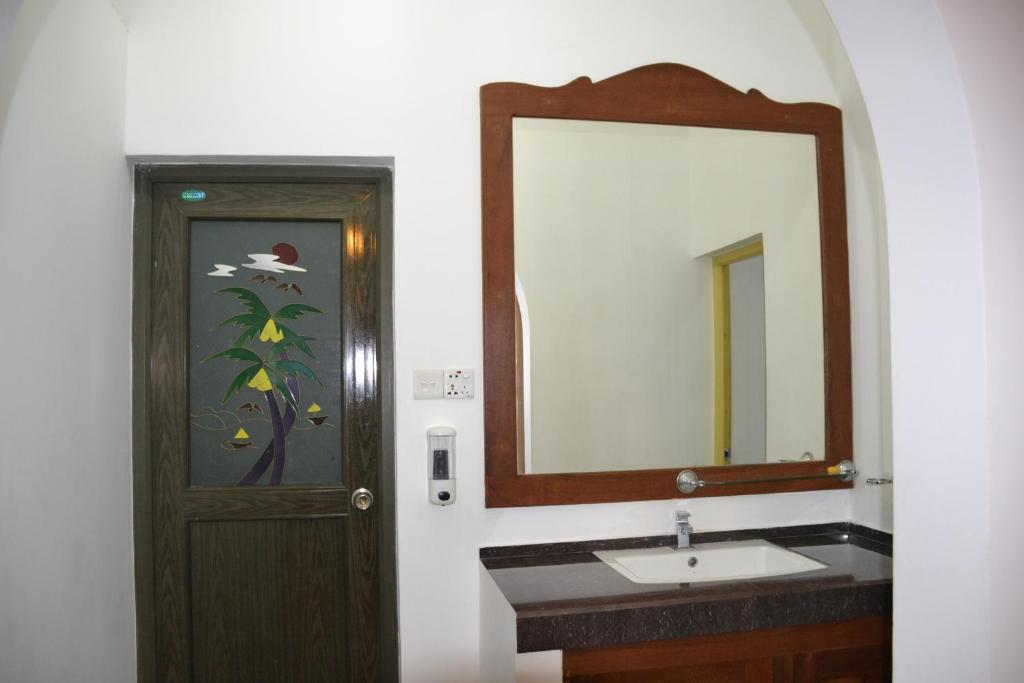 Yala River Face Inn - 9