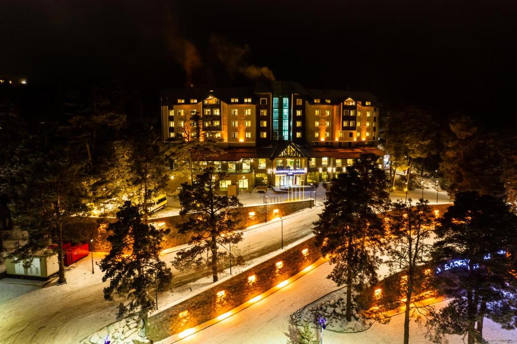 Фотография из галереи SARPİNO MOUNTAİN HOTEL в Сарыкамыше