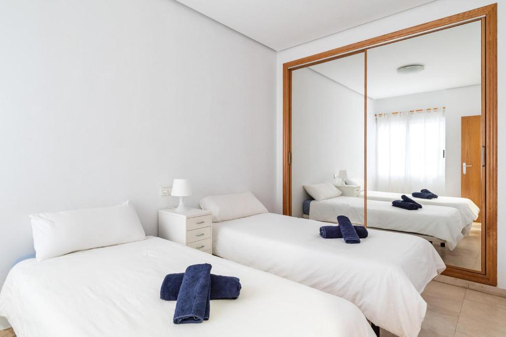 SWEET MEDITERRANEAN SUITES - BEACH, Valencia – Updated 2023 ...