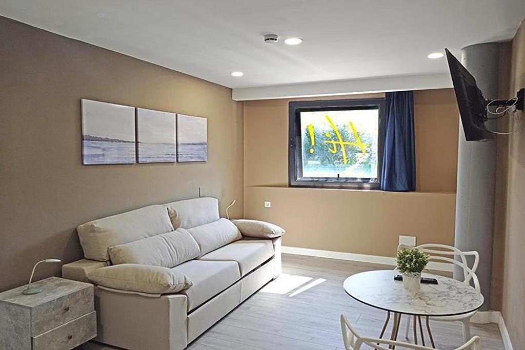 Posedenie v ubytovaní Apartamentos Hi Apartaments Santander 3000