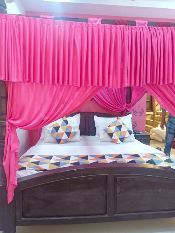 Gallery image of Hotel Golden Tulip Jaisalmer in Jaisalmer
