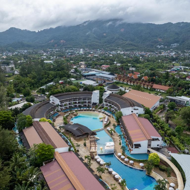 Ein allgemeiner Bergblick oder ein Berglick von des Resorts aus