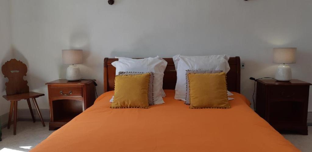 Posteľ alebo postele v izbe v ubytovaní La maison horlogère , spas et bain nordique