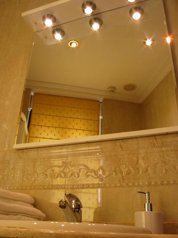 Vannituba majutusasutuses Hostal Granada