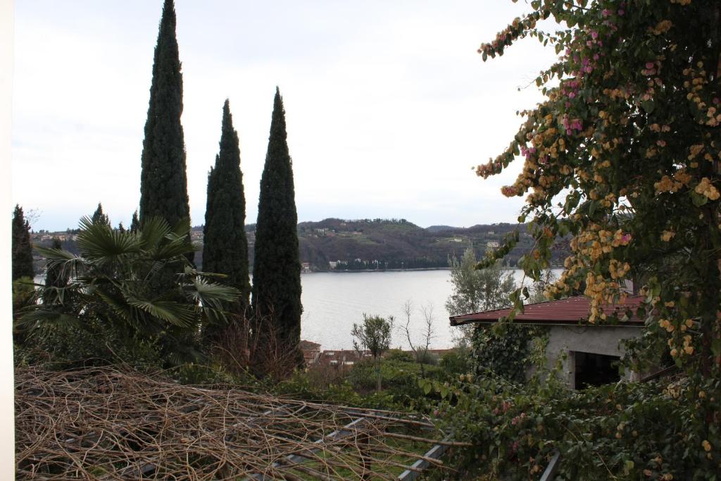 Gallery image of Apartment Garda Lake View Salò in Salò
