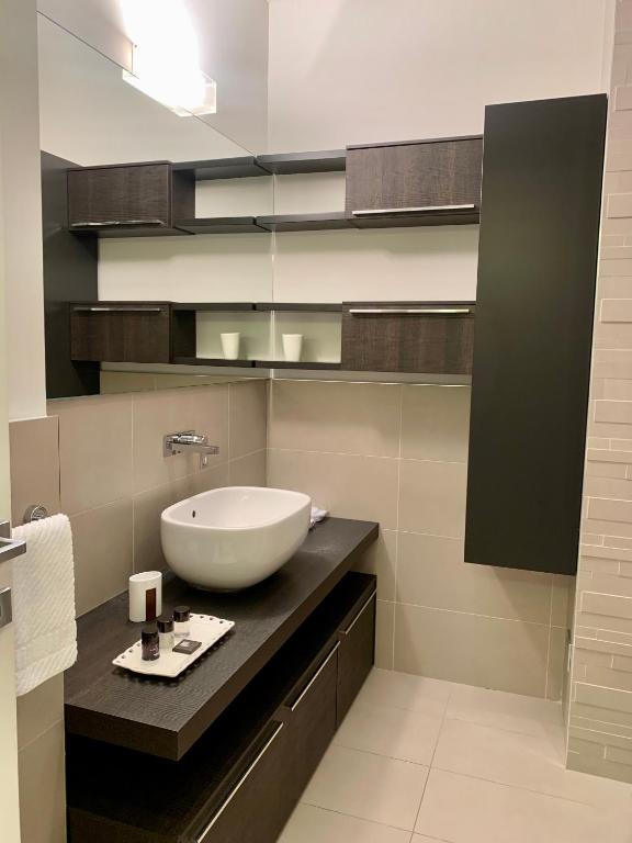 Fifty Eight Milan Duomo - 13