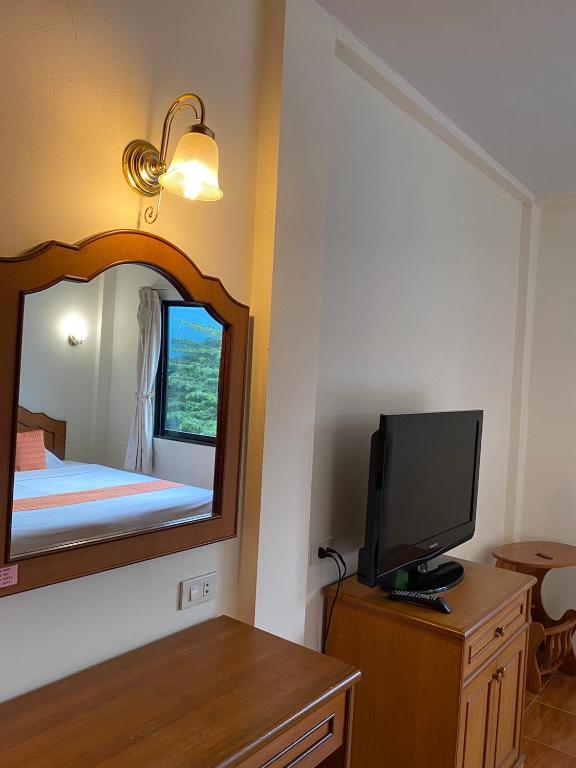 TV a/nebo společenská místnost v ubytování Kata View Guest House