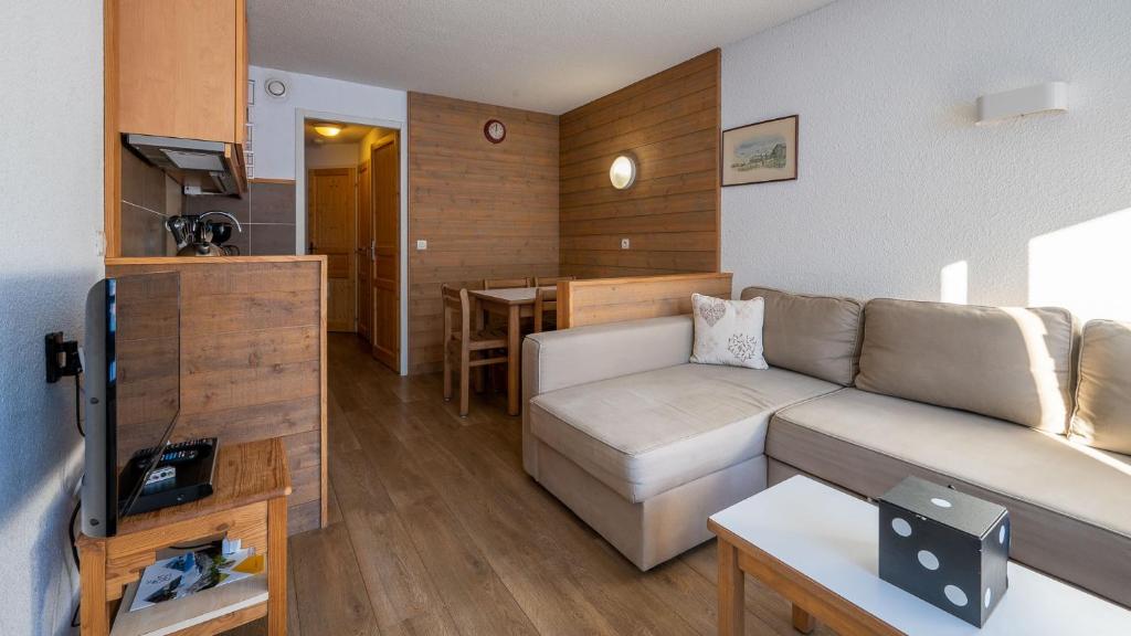 TV a/nebo společenská místnost v ubytování Grand Morillon-309 Appart vue pistes- 5 pers