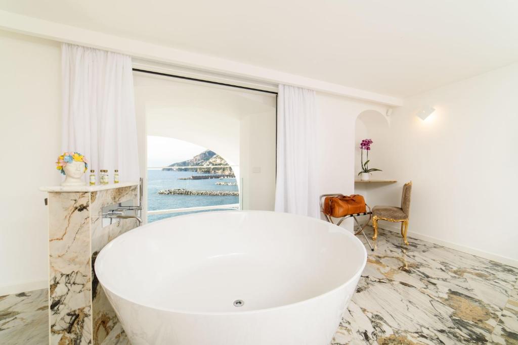 Palazzo Don Salvatore - King Room With Sea View