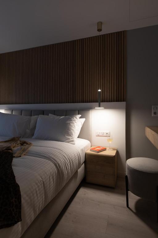 Incanto Boutique Suites - Neos Kosmos - Resim 29