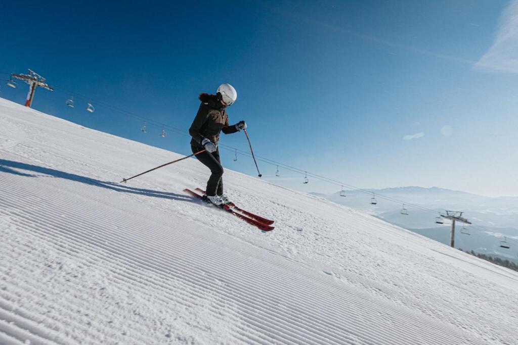 Skiing at Az apartmant or nearby