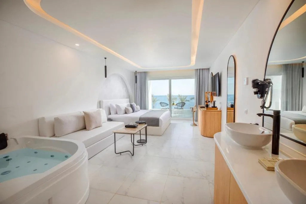 Deluxe Jacuzzi Room