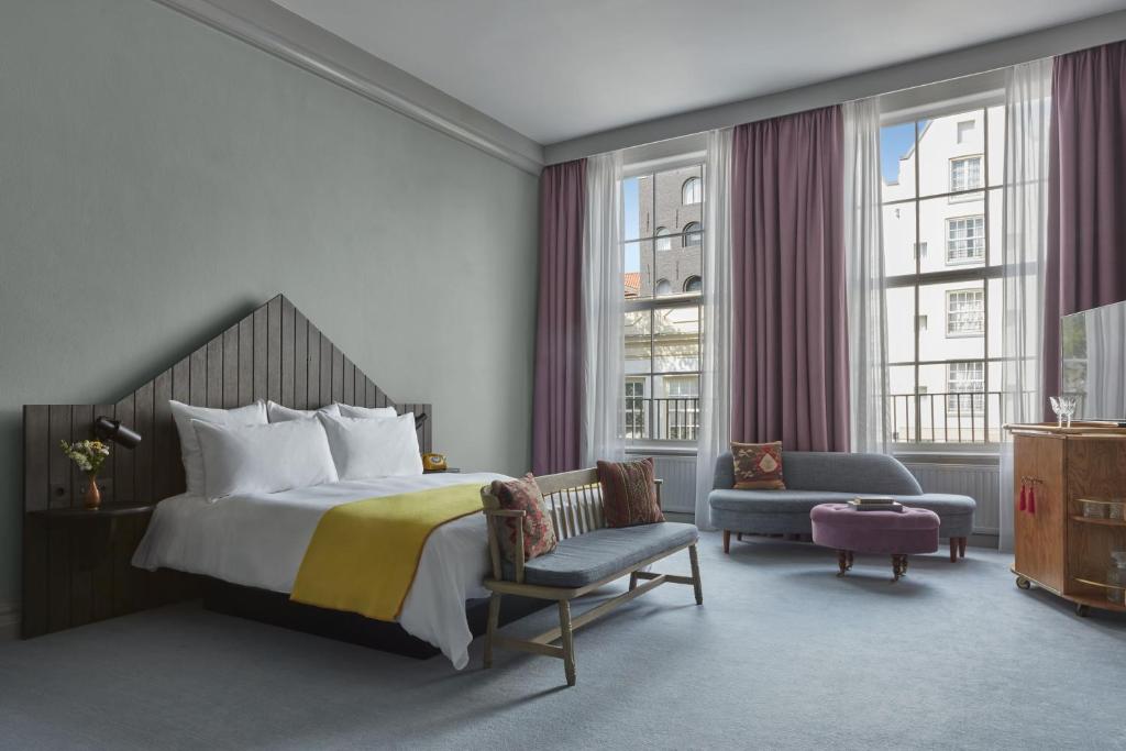 
Generous Double Room
