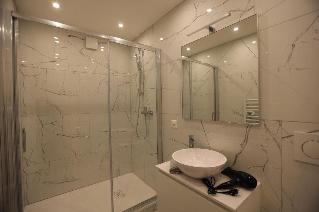 TALEDA Apartments - Modern Apartments & Self Checkin in the Old Town - Resim 8