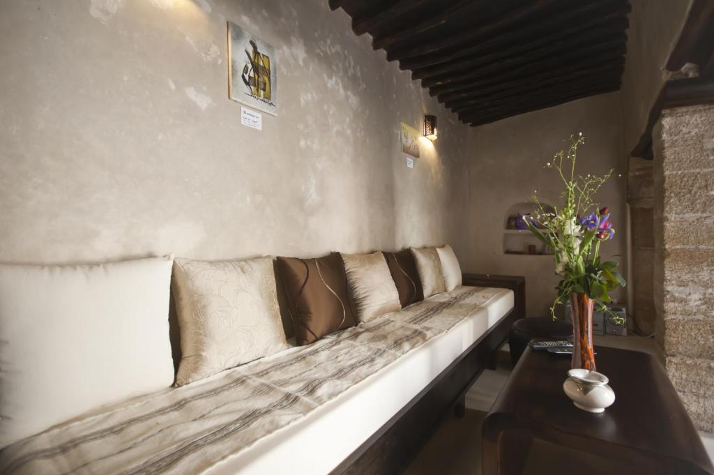 Istumisnurk majutusasutuses Riad El Maâti