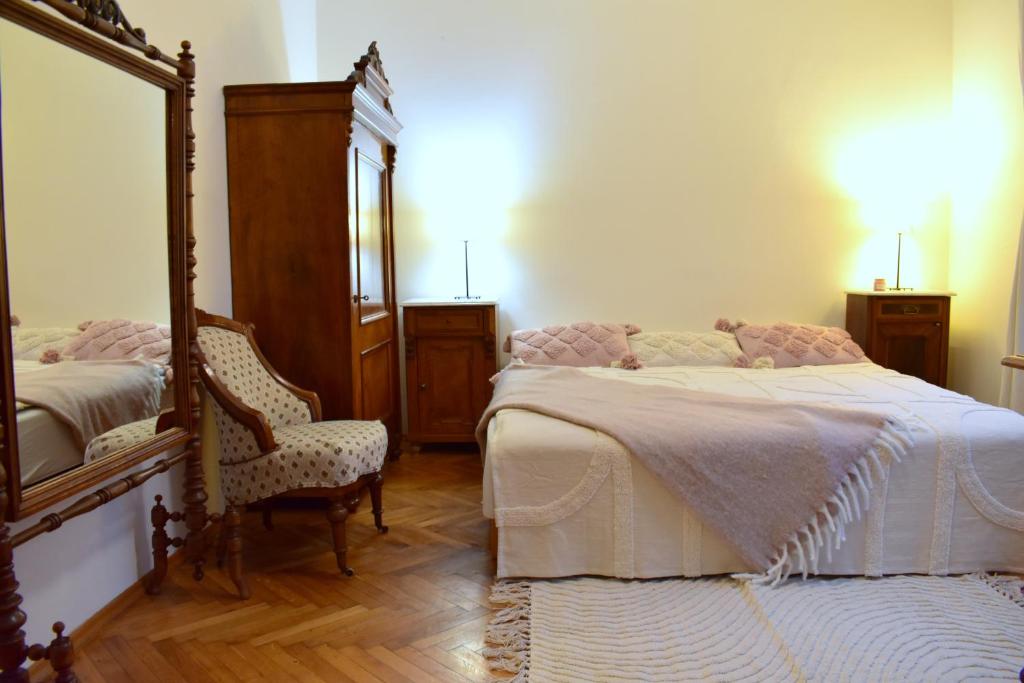Postel nebo postele na pokoji v ubytování Old Town Residence - Konviktská