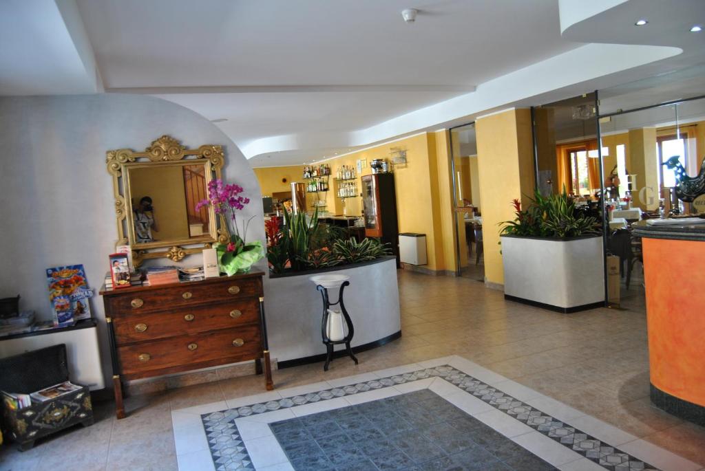 Vstupní hala nebo recepce v ubytování Hotel Gallo